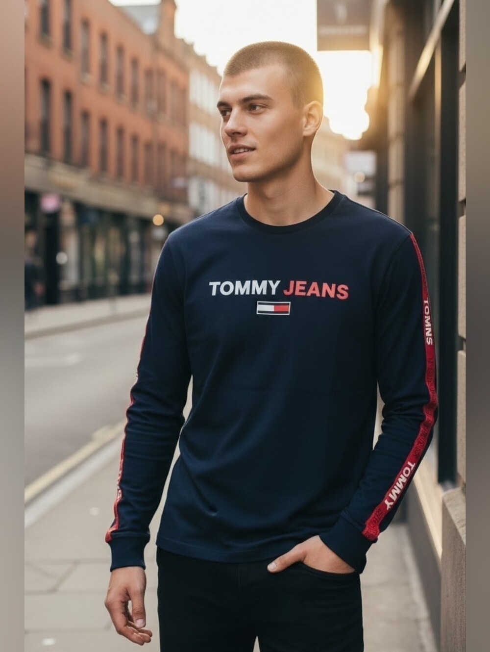 Tommy Hilfiger Tommy Jeans Navy Long Sleeve Tee with Stripe Accents Men's Large